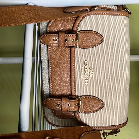 Coach Canvas Lucy Crossbody - Picture 4 of 7